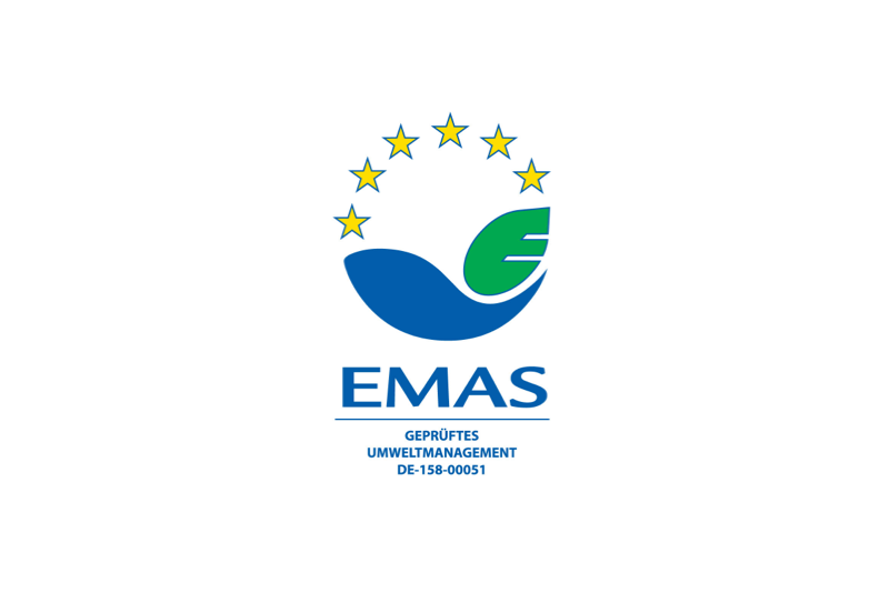 EMAS Logo. Geprüftes Umweltmanagement DE-158-00051